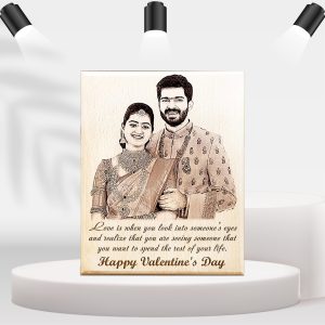 Sweet Moment For Couple Engreving